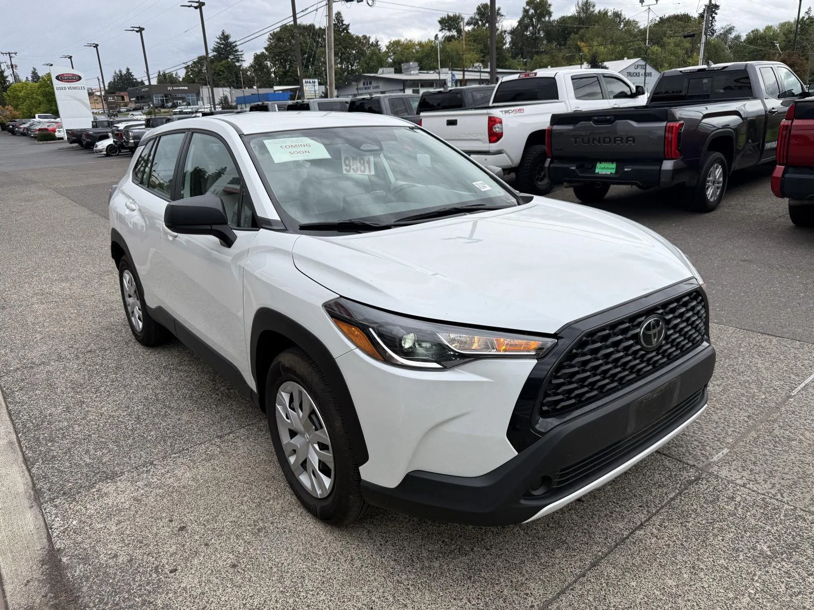 Used 2024 Wind Chill Pearl Toyota L image 10