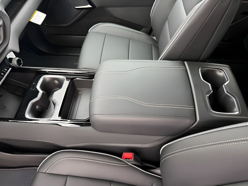 2026 Chevrolet Silverado EV LT - Photo 12