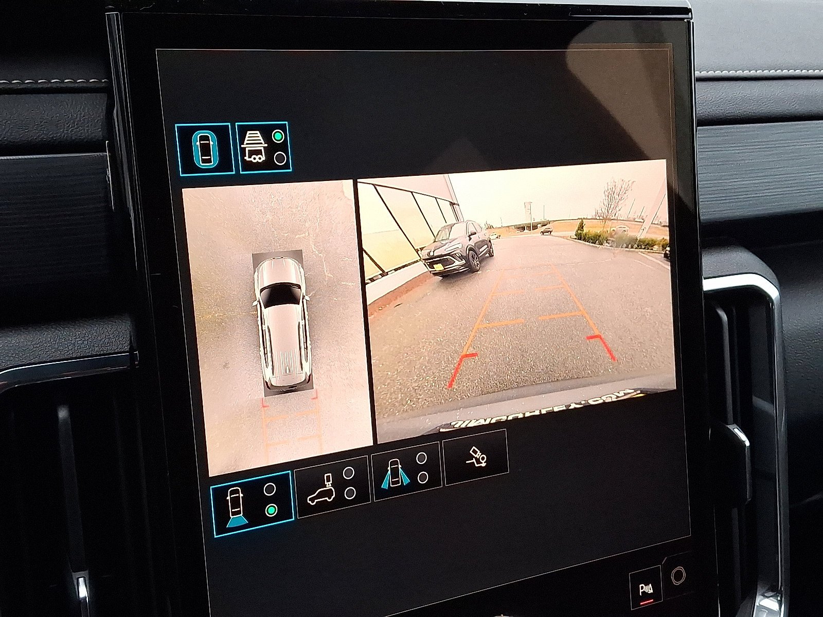 2026 GMC Acadia Elevation - Photo 11