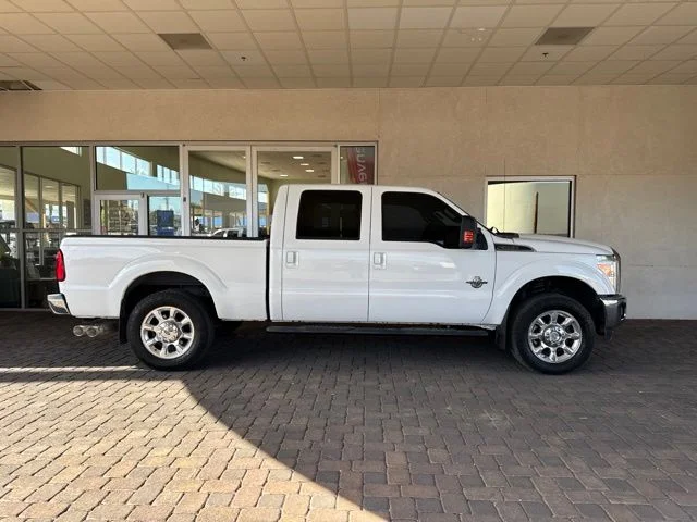 Used 2016 Oxford White Ford Lariat image 5