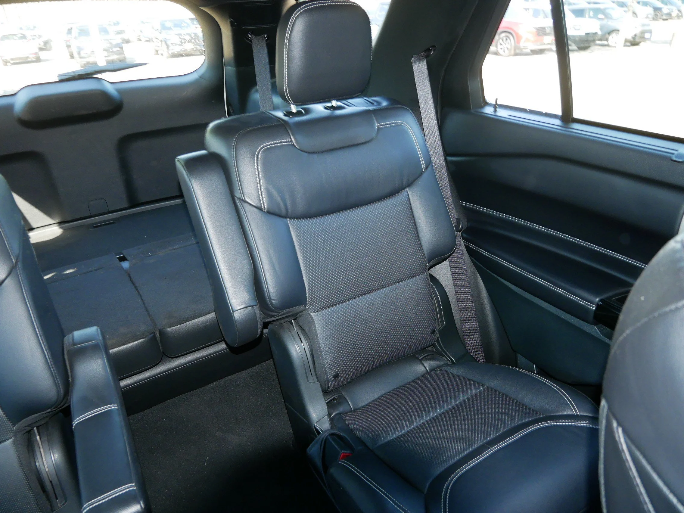 Used 2023 Star White Metallic Tri-Coat Ford ST image 14