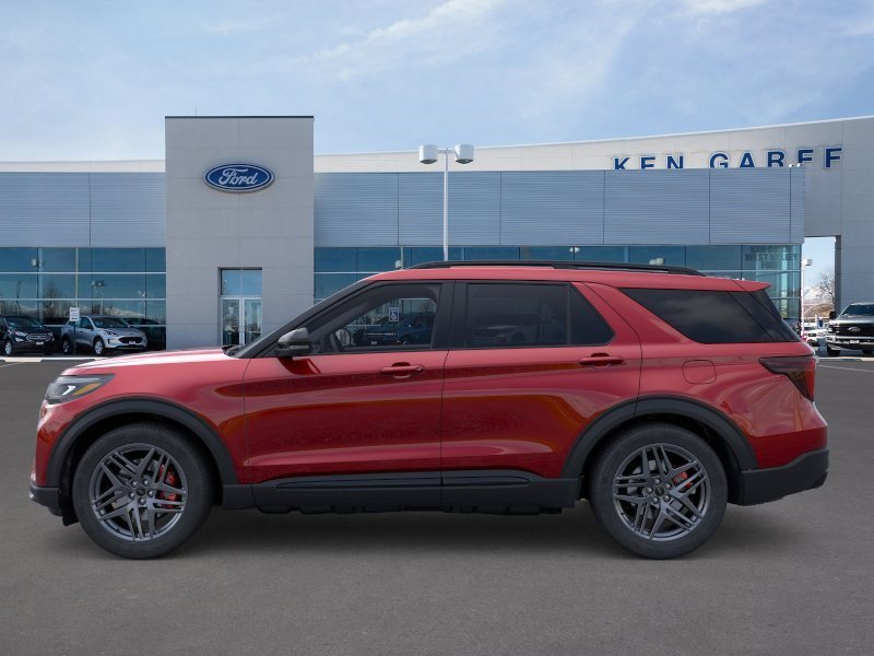 New 2026 Rapid Red Metallic Tinted Clearcoat Ford ST image 3