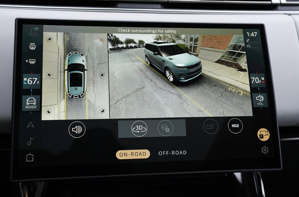 New 2027 Giola Green Land Rover Dynamic SE image 28