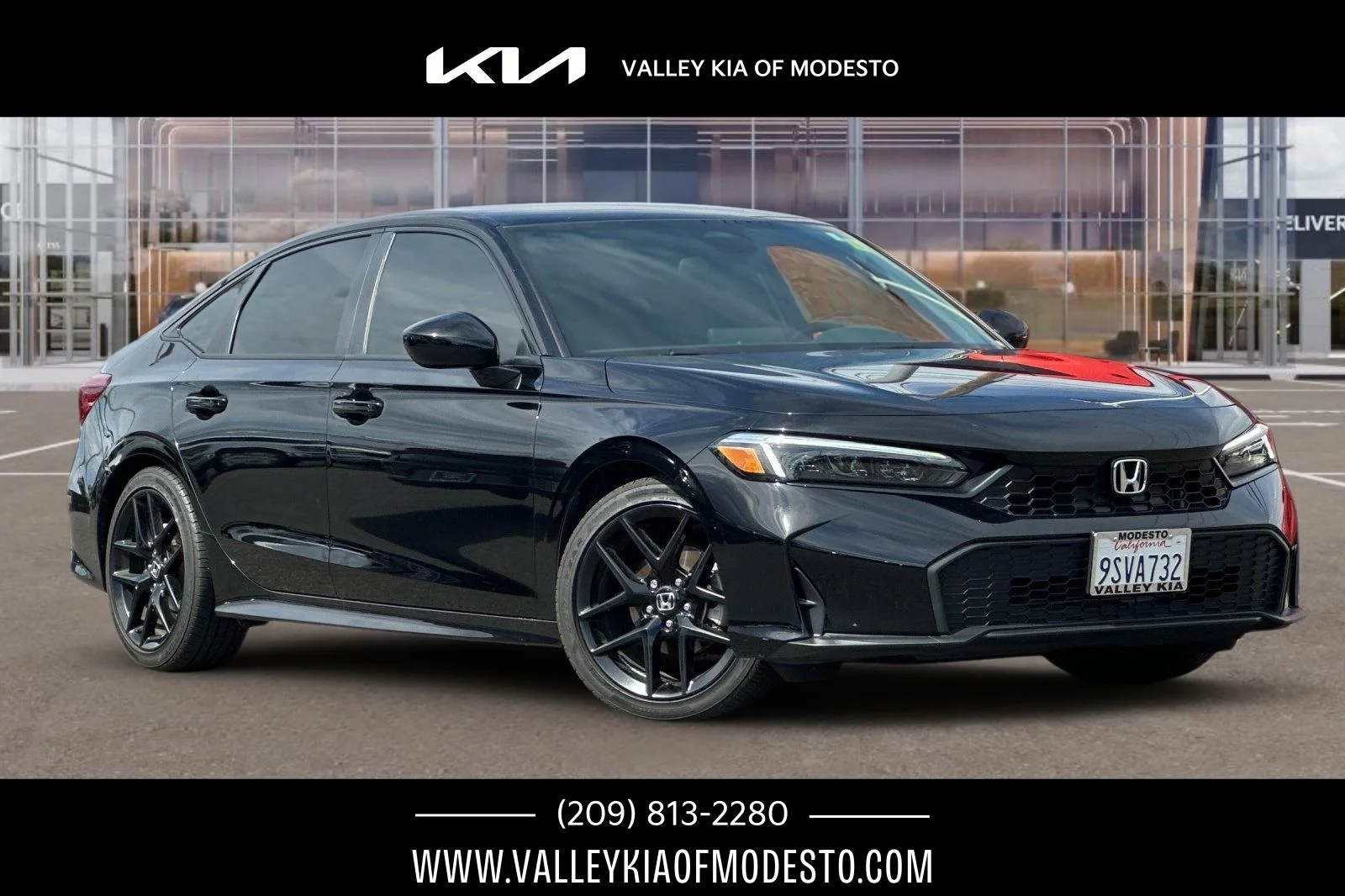 2025 Honda Civic Sport CVT's photo