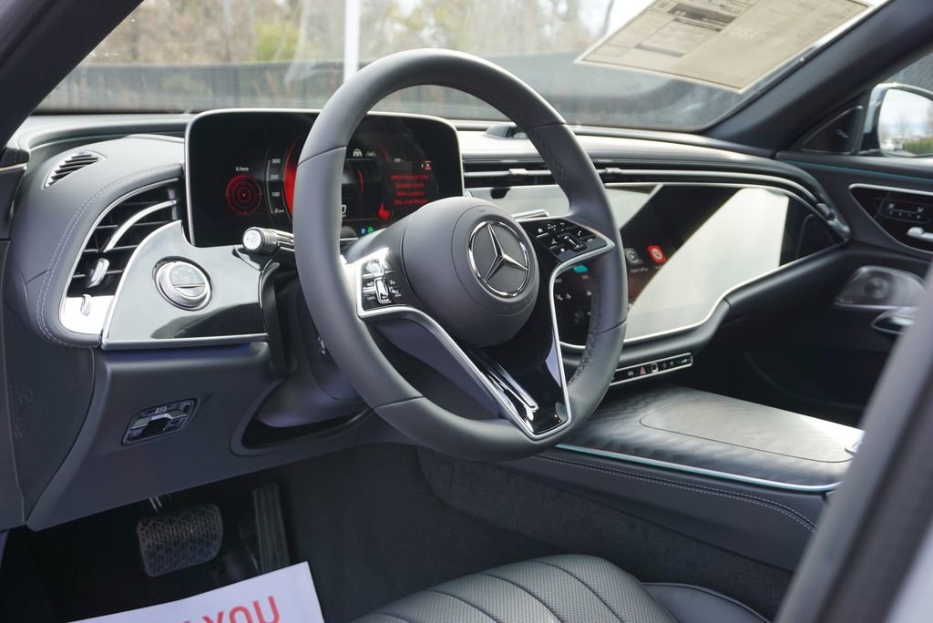 New 2026 MANUFAKTUR Alpine Grey Mercedes-Benz E 350 image 10