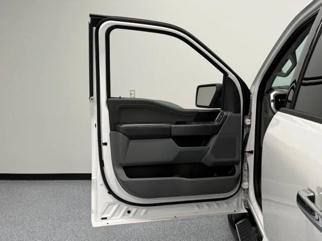 Used 2021 White Ford XLT image 12