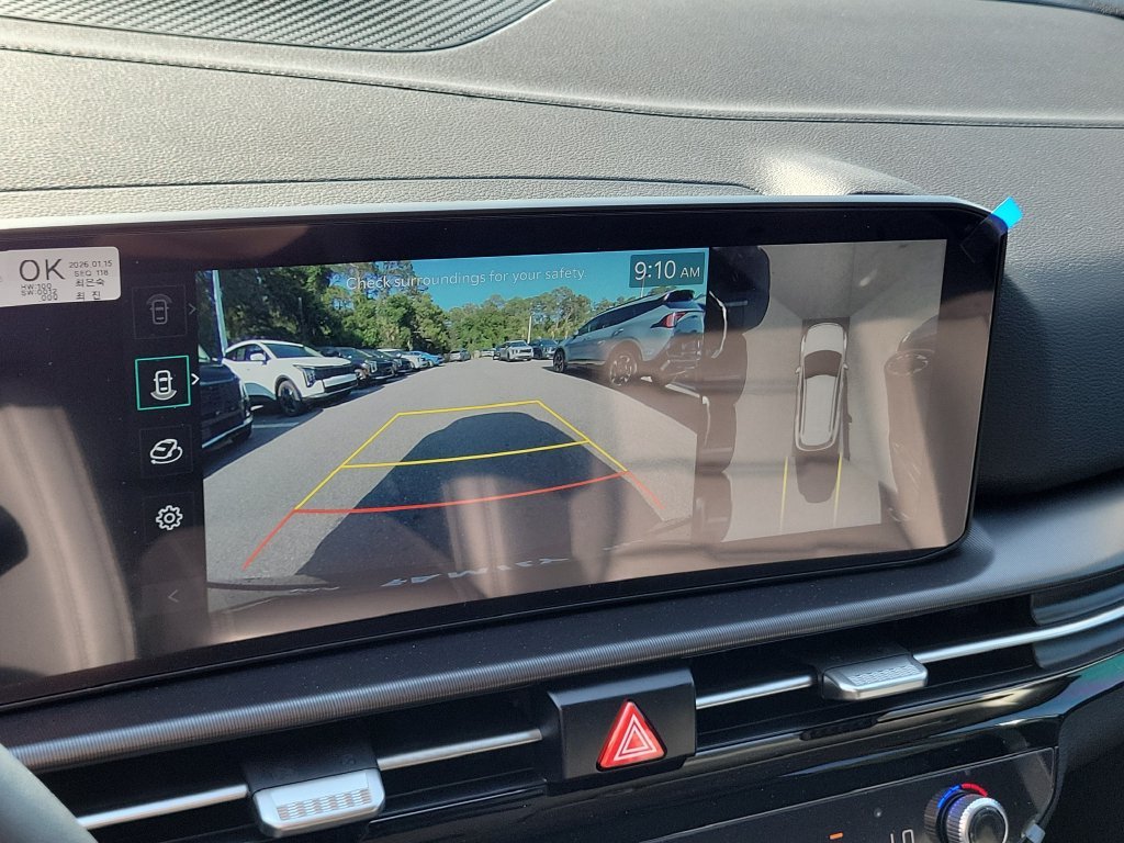 New 2026 Glacial White Pearl Kia SX Prestige image 32