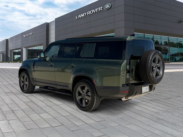 New 2026 Woolstone Green Land Rover S image 3