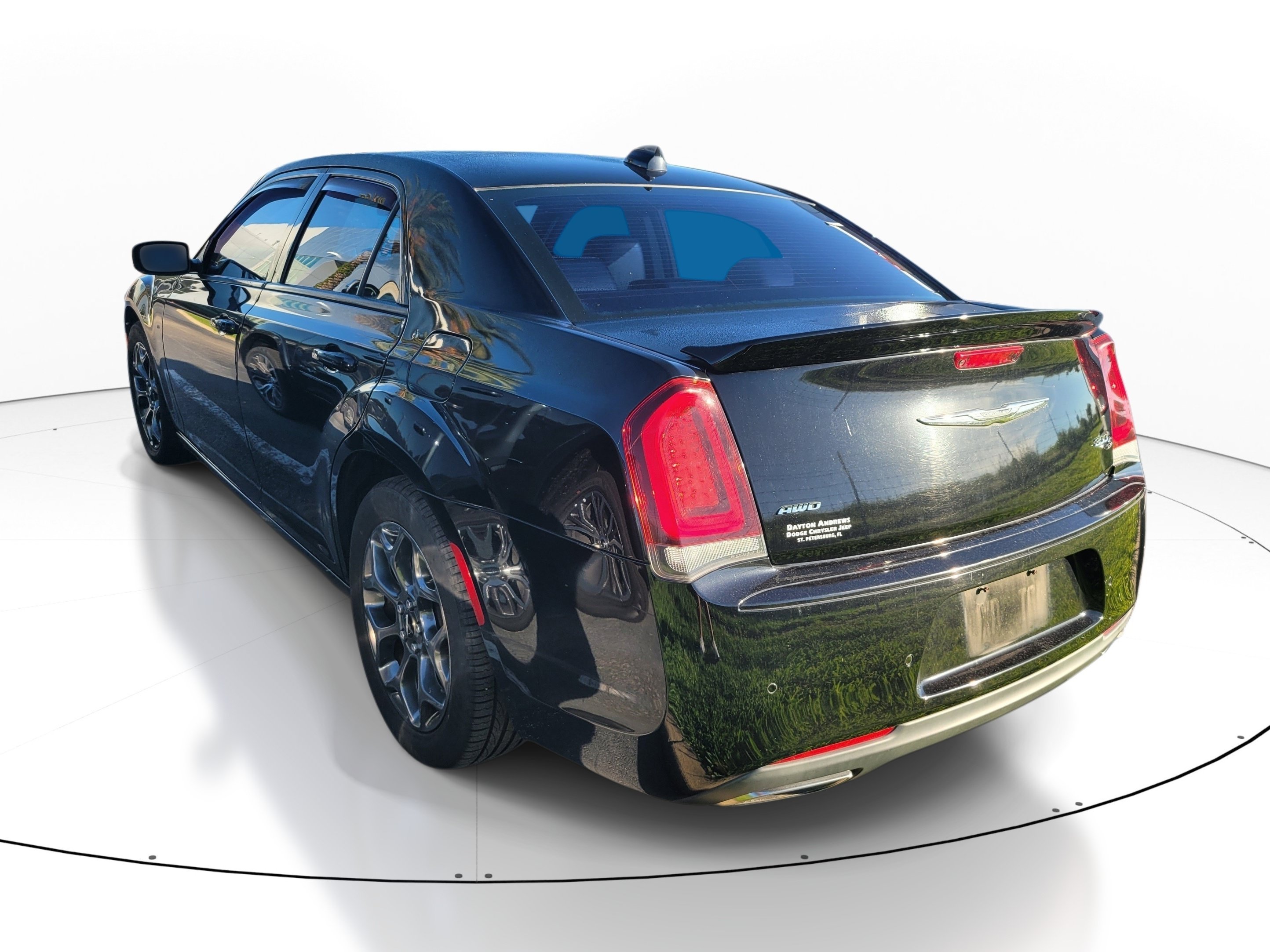 Used 2018 Gloss Black Chrysler 300S image 6