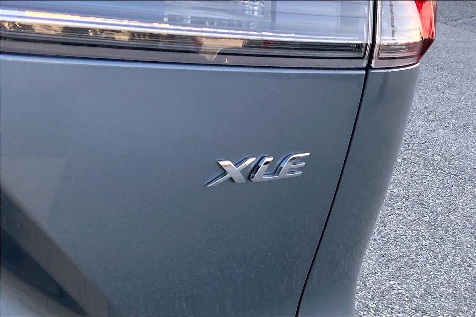 Used 2025 Celestite Toyota XLE image 9