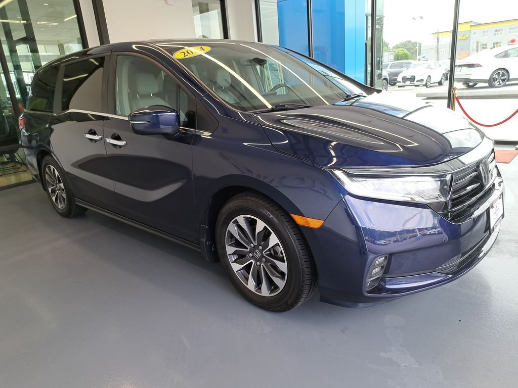 Used 2024 Blue Honda EX-L image 8