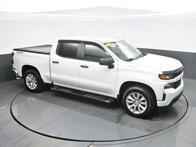 Used 2021 White Chevrolet Custom image 15