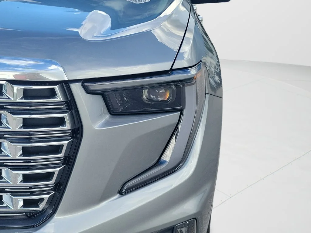 New 2027 Sterling Metallic GMC Denali image 26