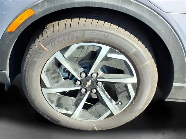 New 2026 Galaxy Gray Metallic Chevrolet LT image 22