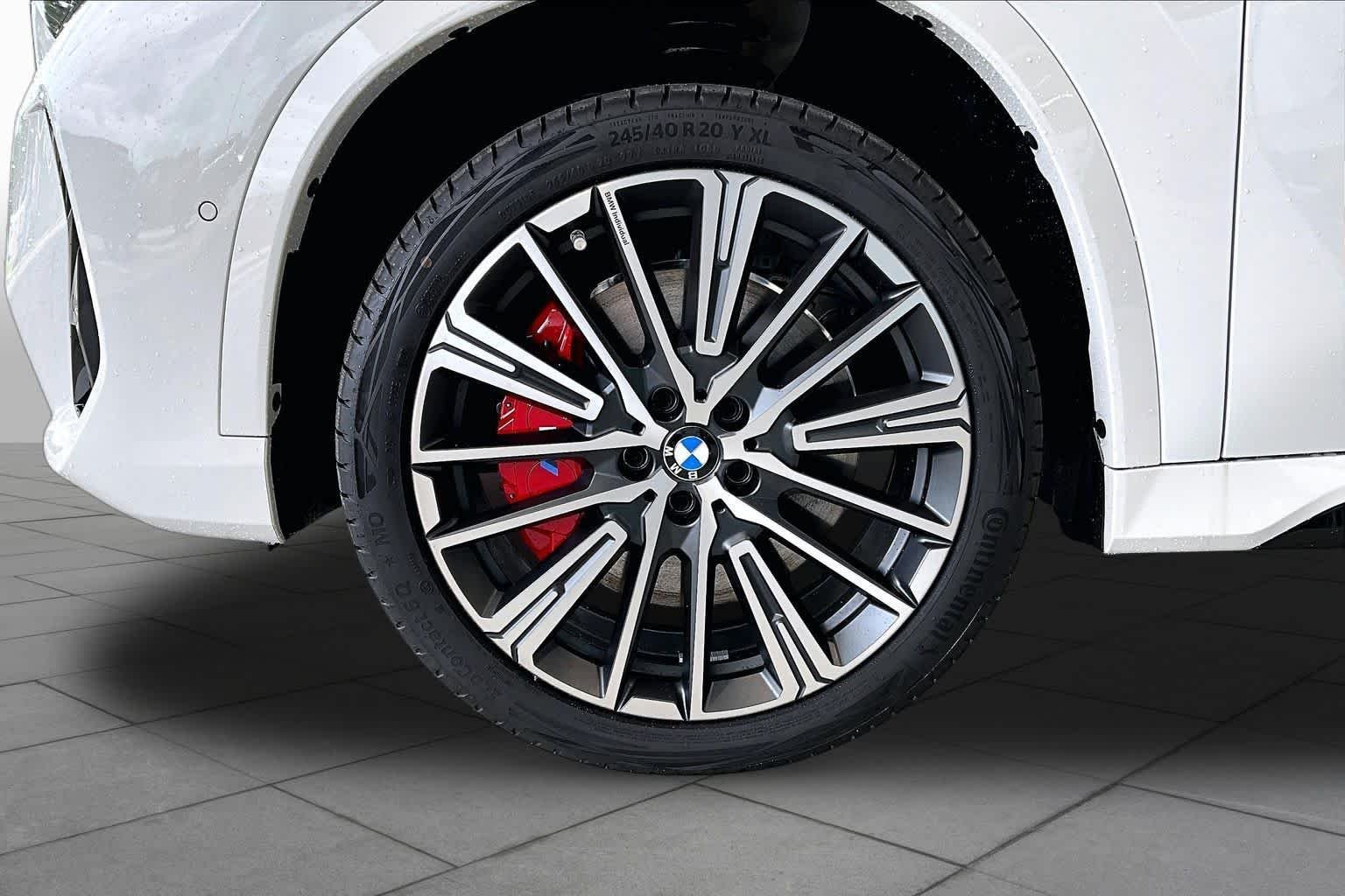 New 2026 Alpine White BMW xDrive28i image 11