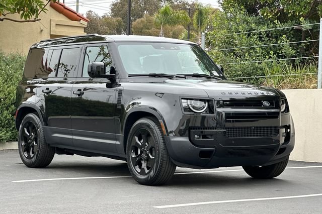 New 2026 Santorini Black Land Rover S image 7