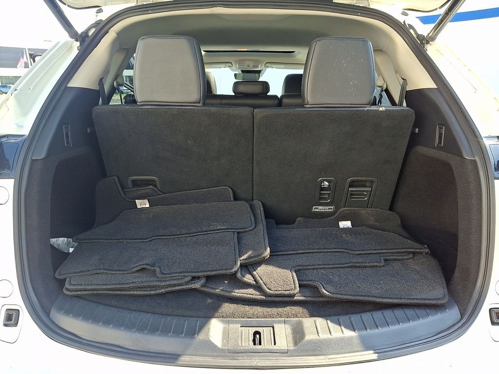 Used 2023 White Mazda Touring Plus image 32