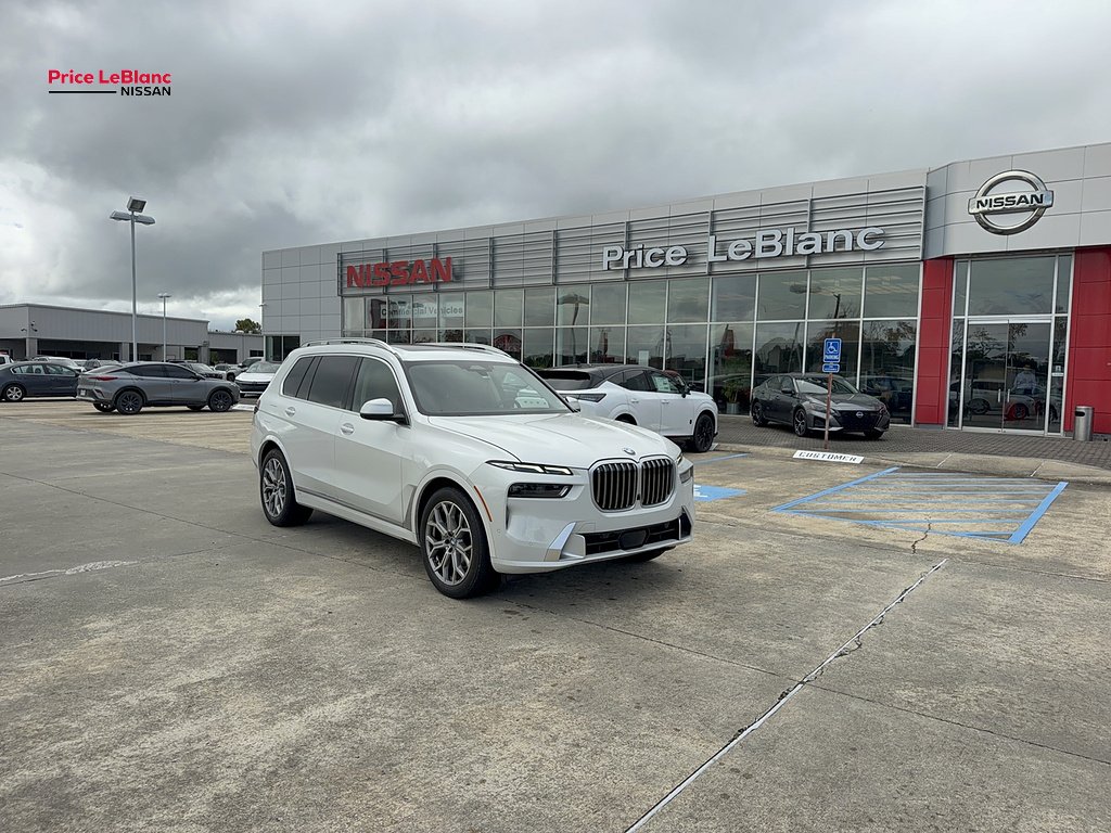 2024 BMW X7
