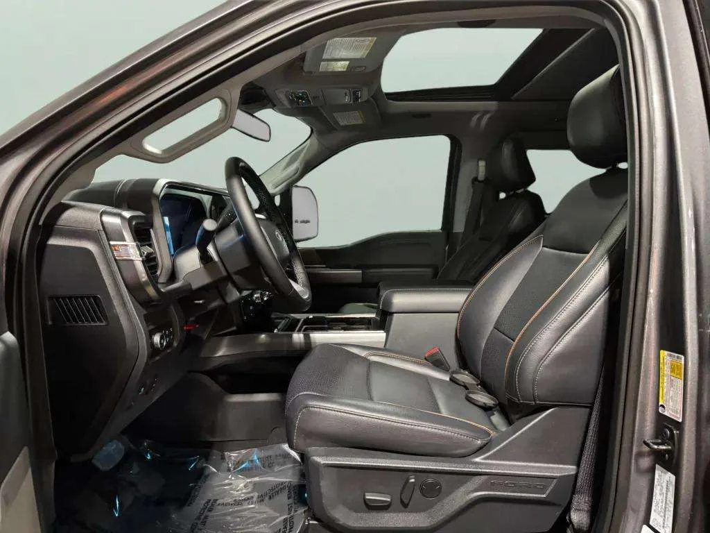 2025 Ford F-250 Super Duty Lariat - Photo 25