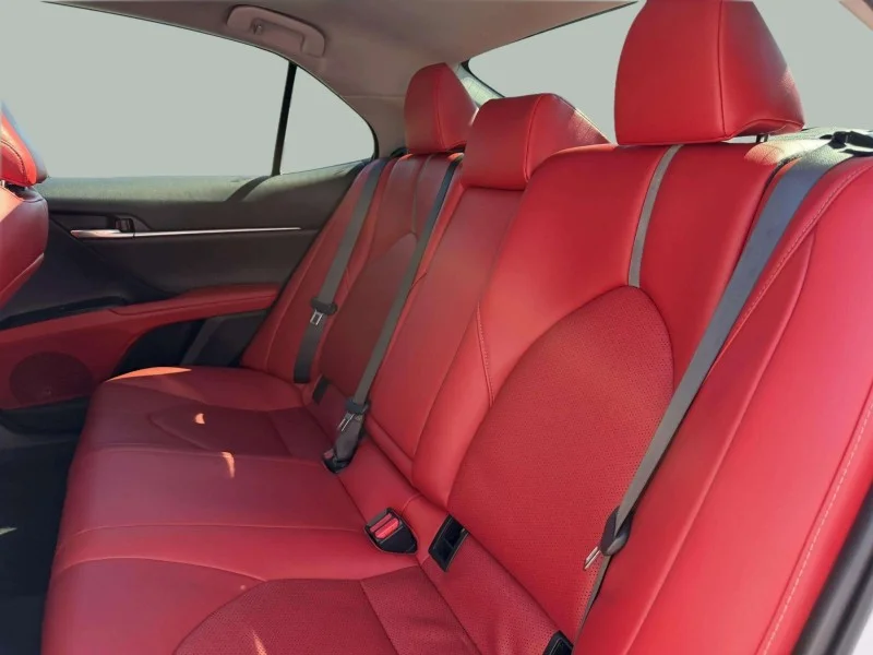 Used 2019  Toyota XSE image 21