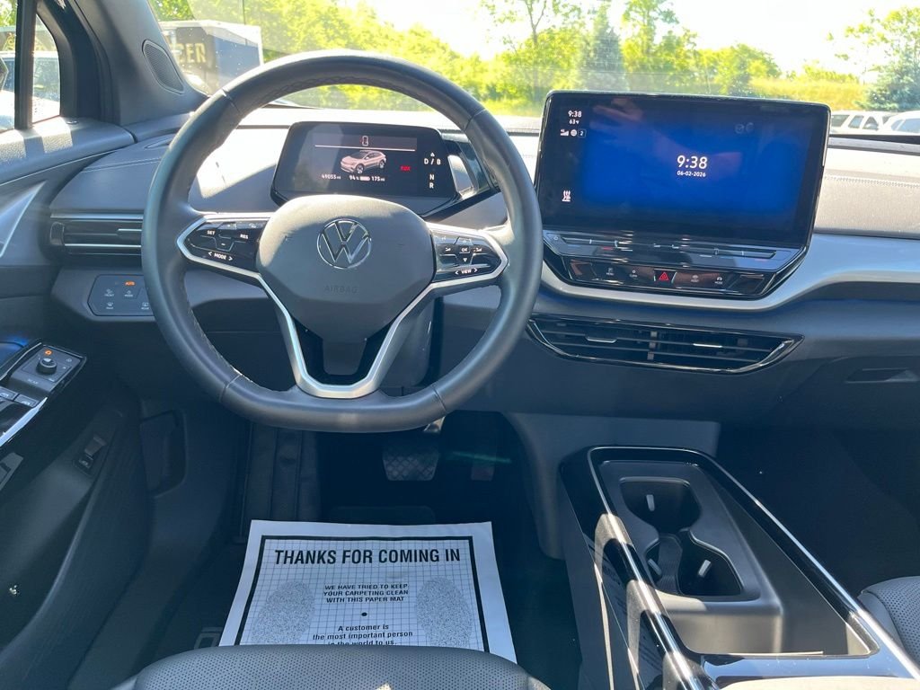 Certified Used 2023 Black Volkswagen S image 17