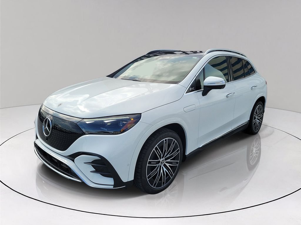New 2027 Polar White Mercedes-Benz EQE 320+ image 3