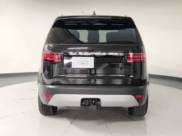 Used 2025 Santorini Black Metallic Land Rover S image 10