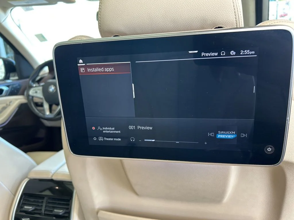 Used 2019 Black BMW xDrive40i image 33