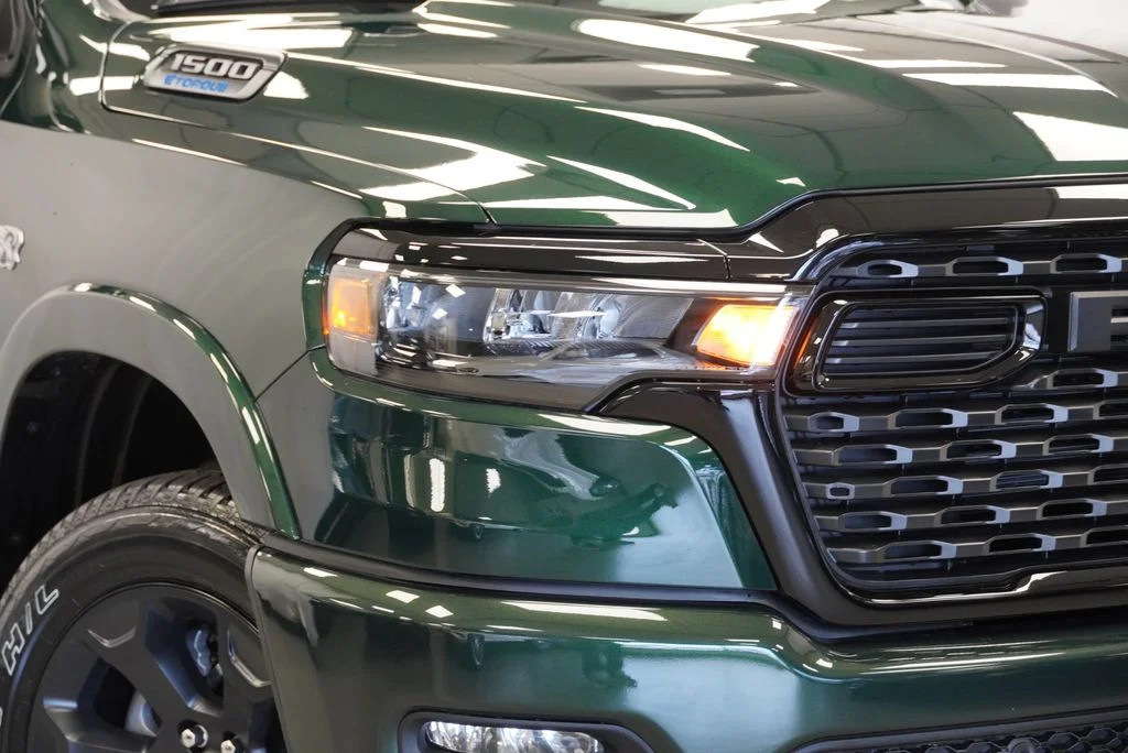 New 2026 Serrano-Green Metallic Exterior Paint RAM Big Horn/Lone Star image 5