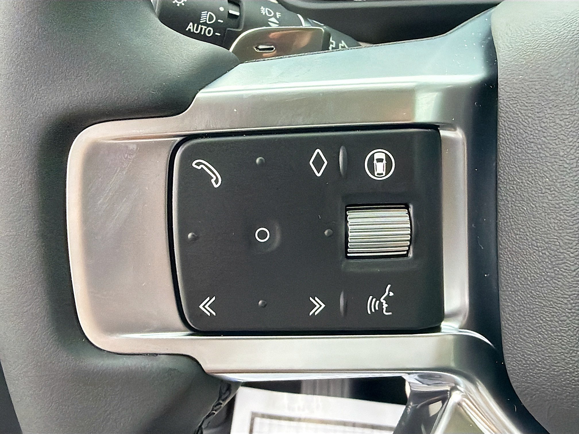 New 2026 Fuji White Land Rover Gemini Edition image 39