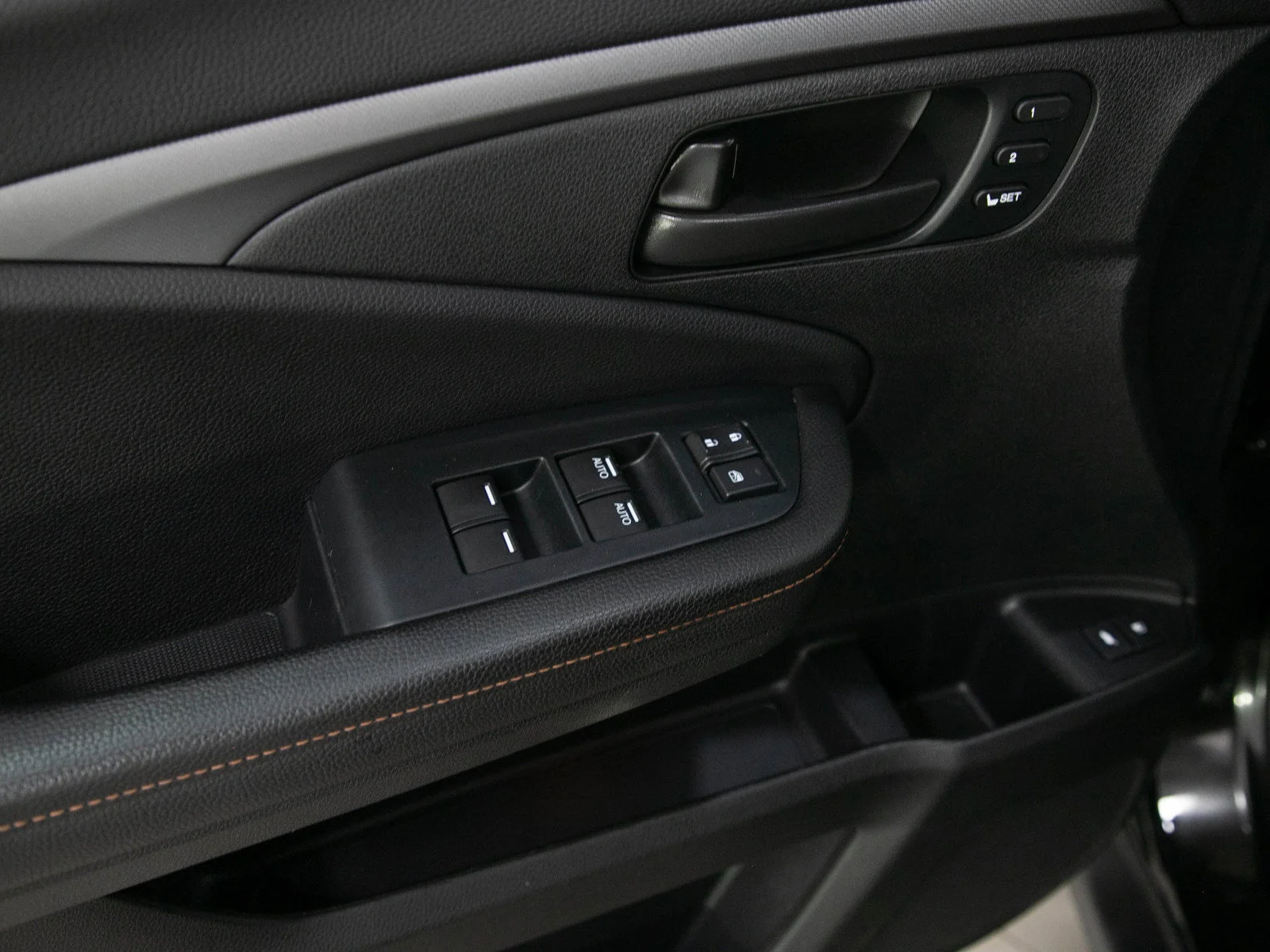 Used 2023  Honda TrailSport AWD image 21