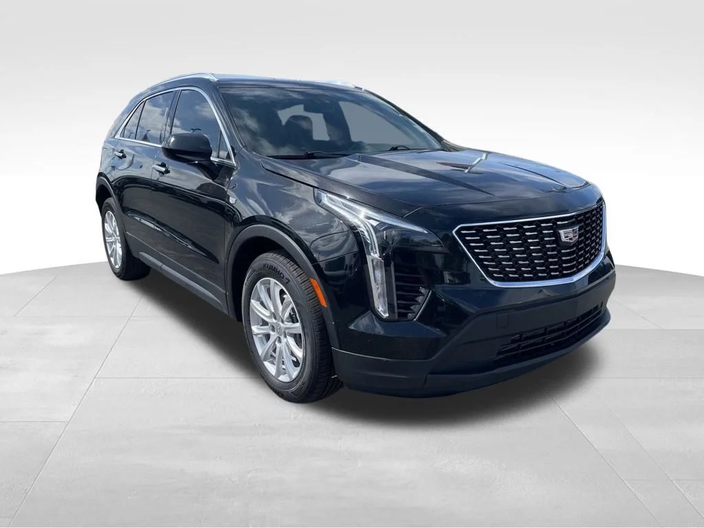 Used 2023 Black Cadillac Luxury image 7