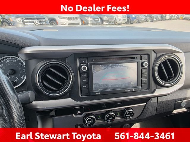 Used 2016 Gray Toyota SR5 image 7