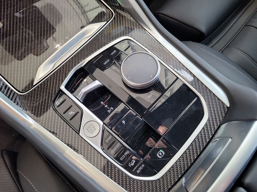 New 2026 Fire Red II BMW M60i image 11