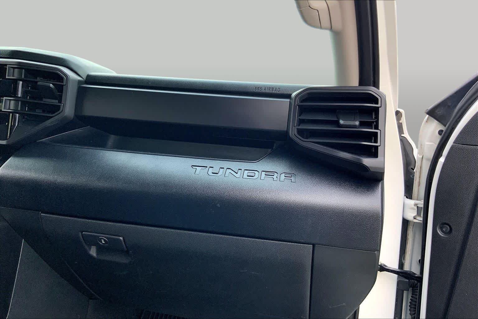 Used 2022 White Toyota SR image 18