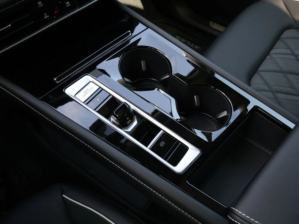 New 2026 White Volkswagen 2.0T SEL Premium R-Line image 32