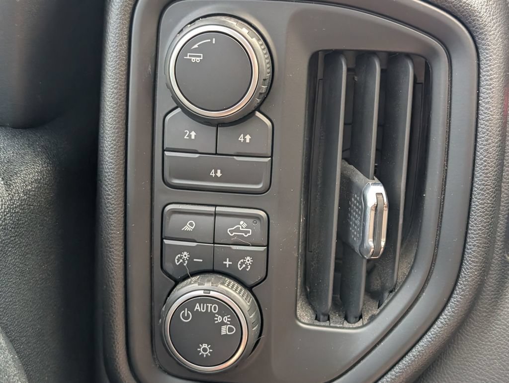 Used 2024 Summit White Chevrolet Custom image 34