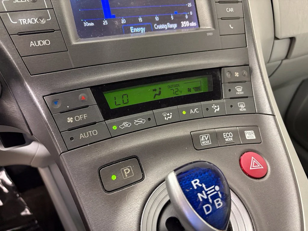 Used 2014 Black Toyota Two image 24