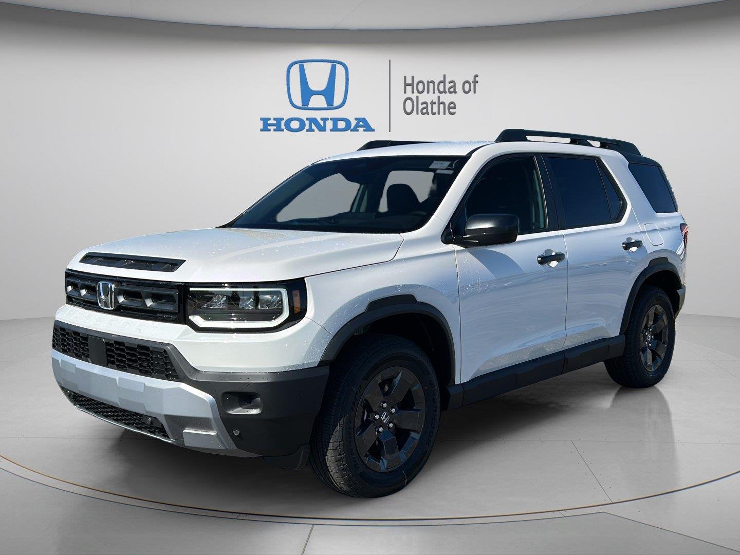 New 2026 Platinum White Pearl Honda RTL Towing image 7