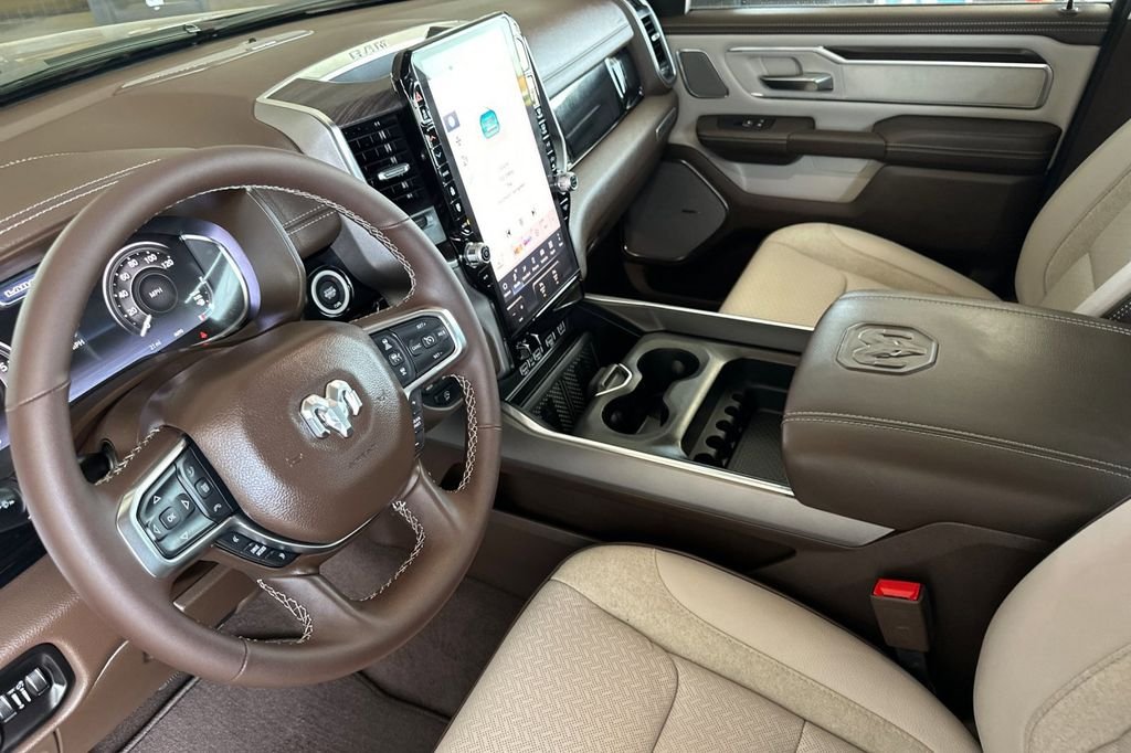 2026 RAM 1500 Laramie - Photo 9