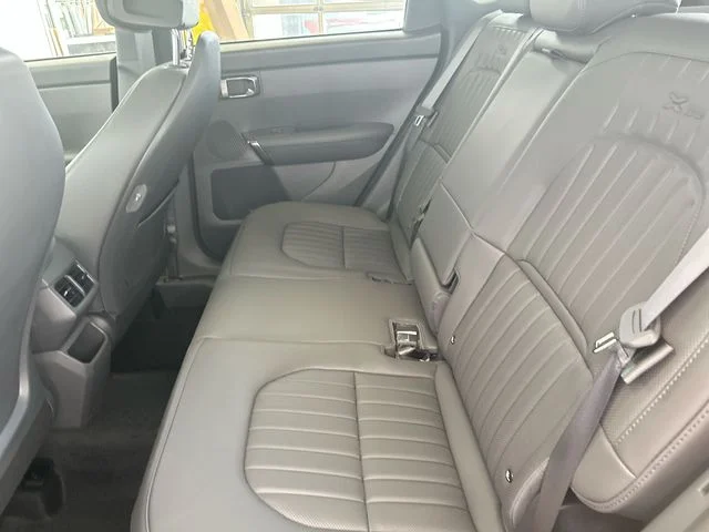 New 2027 Terrain Brown Kia X-Line S image 26