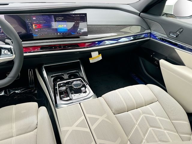 New 2026 White BMW 740i xDrive image 17
