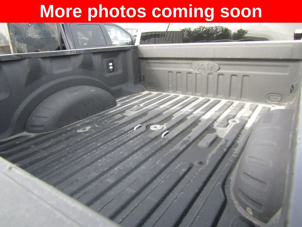 Used 2025 White Ford Lariat image 13