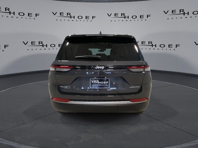 New 2026 Baltic Gray Metallic Clear-Coat Exterior Paint Jeep Limited image 7
