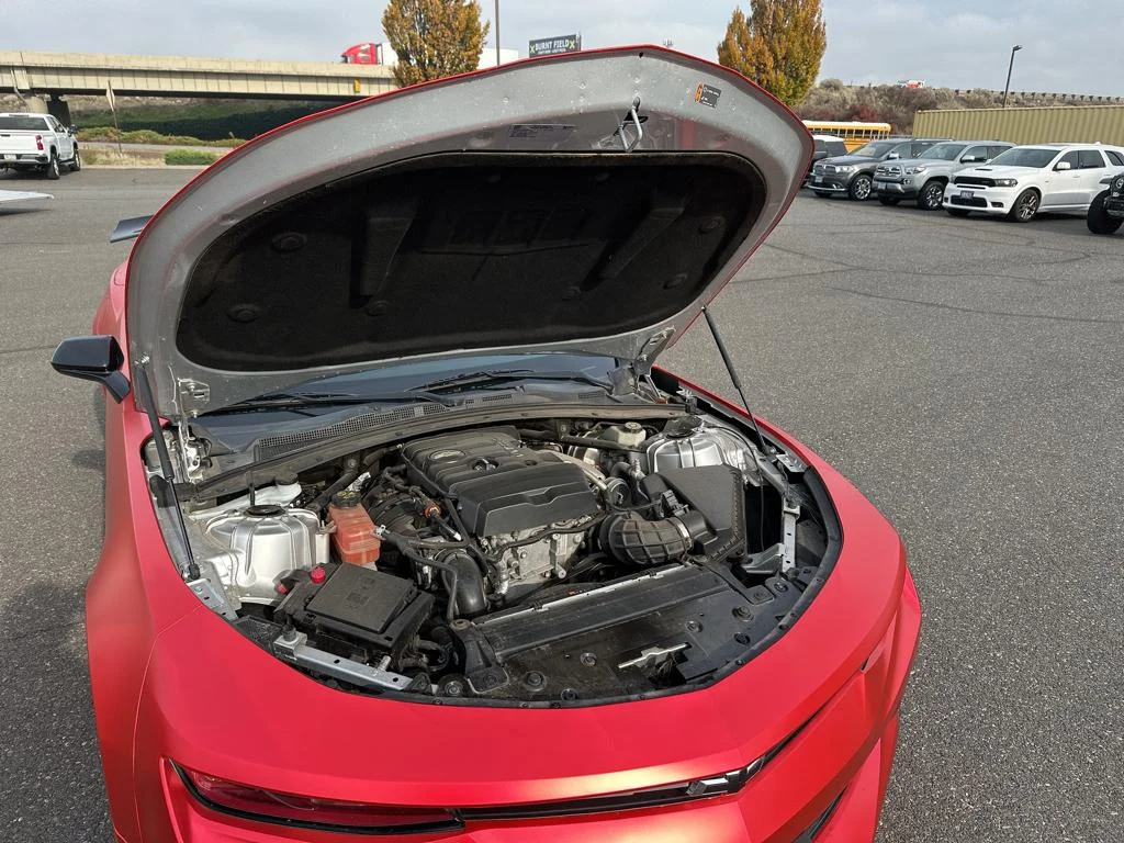 Used 2018 Red Chevrolet 1LT image 16