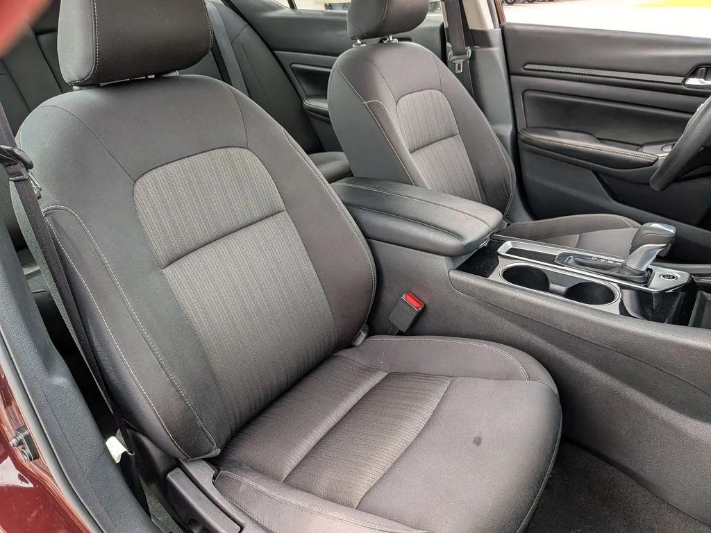 Used 2024 Red Nissan 2.5 SV image 31