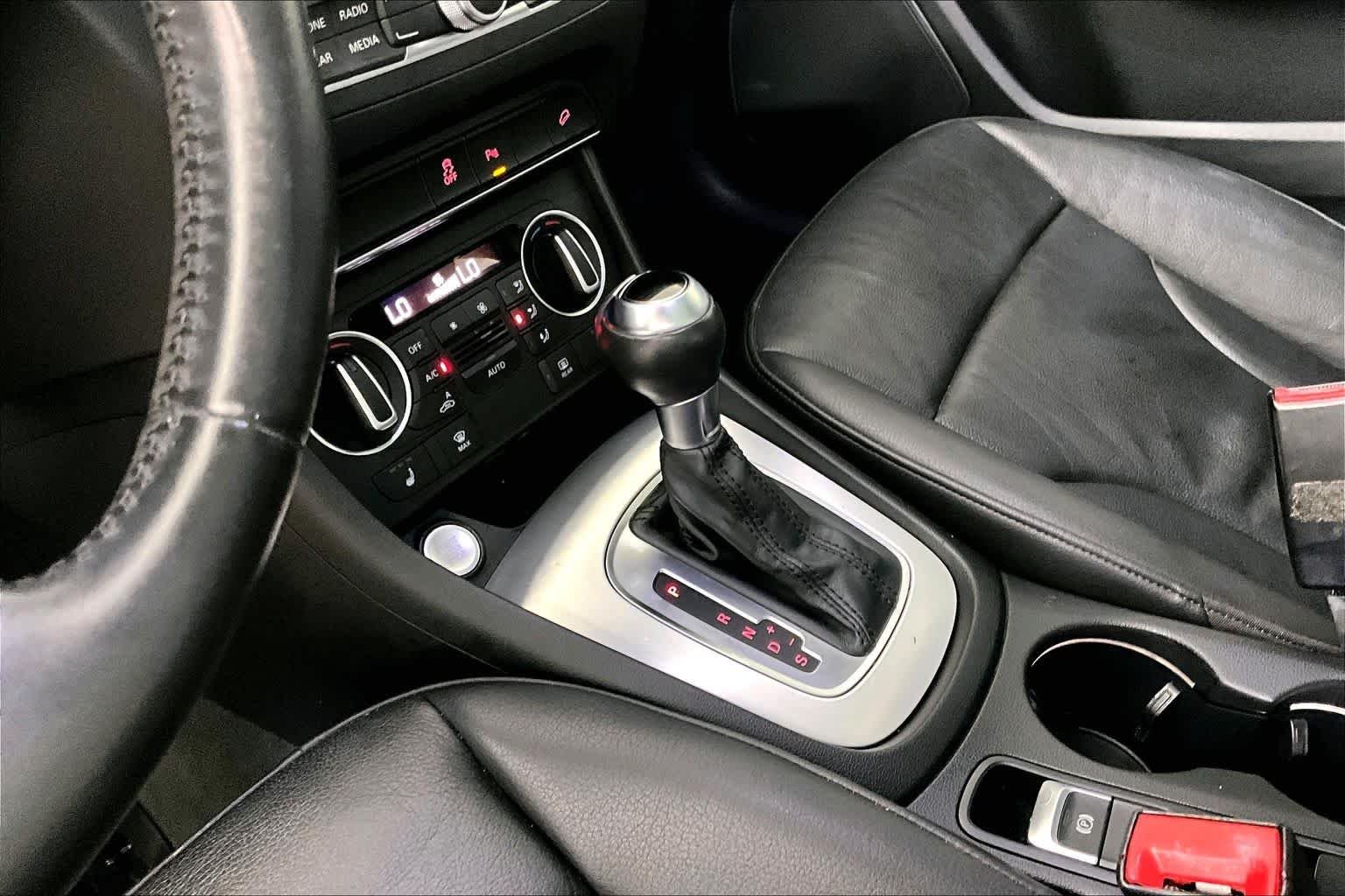 Used 2018 Misano Red Pearl Effect Audi Sport Premium image 15