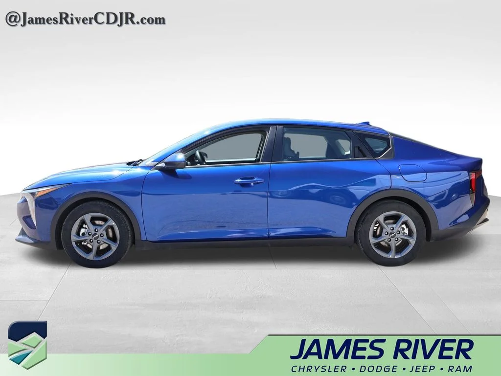 Used 2025 Blue Kia LXS image 2