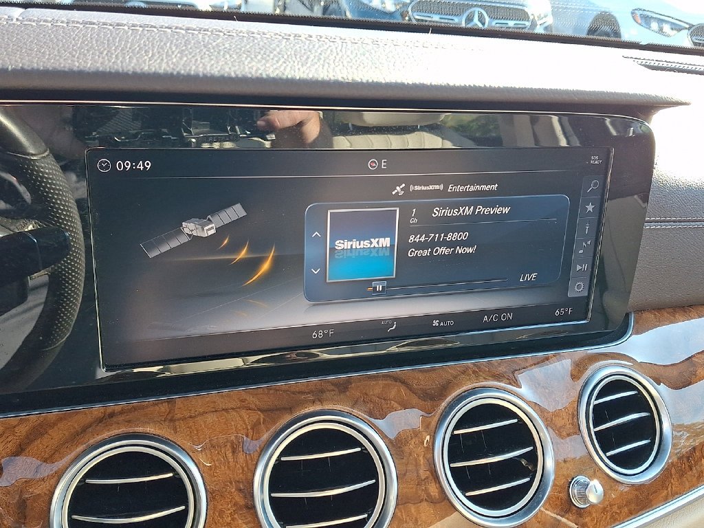 Used 2018 White Mercedes-Benz E 400 image 17