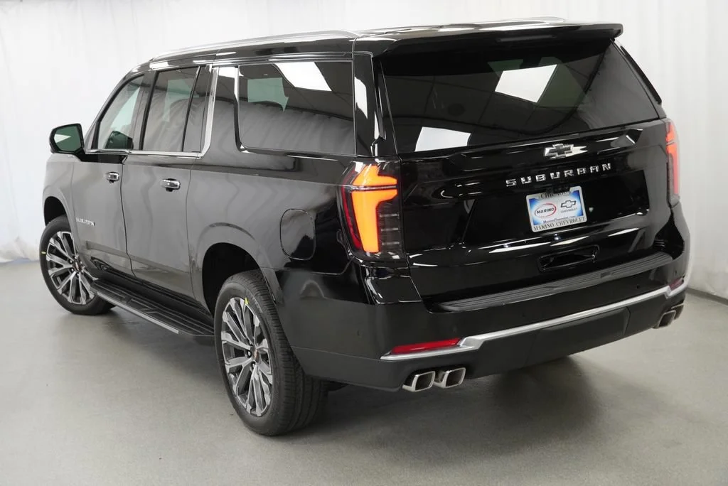 New 2026 Black Chevrolet High Country image 39